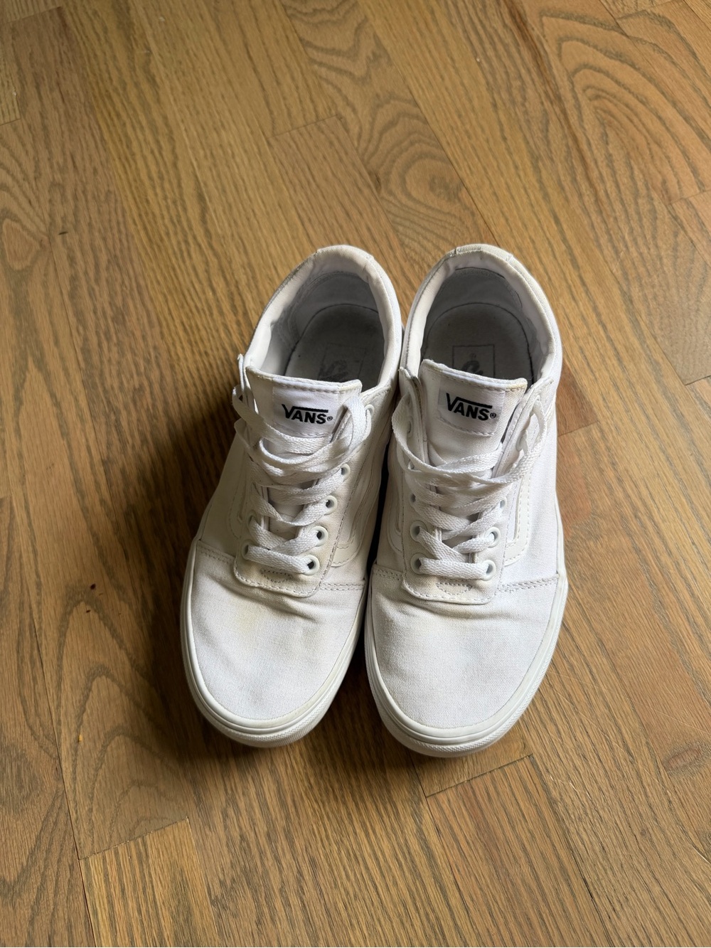 Vans White Canvas Low-Top Sneakers — Classic Lace-Up Style